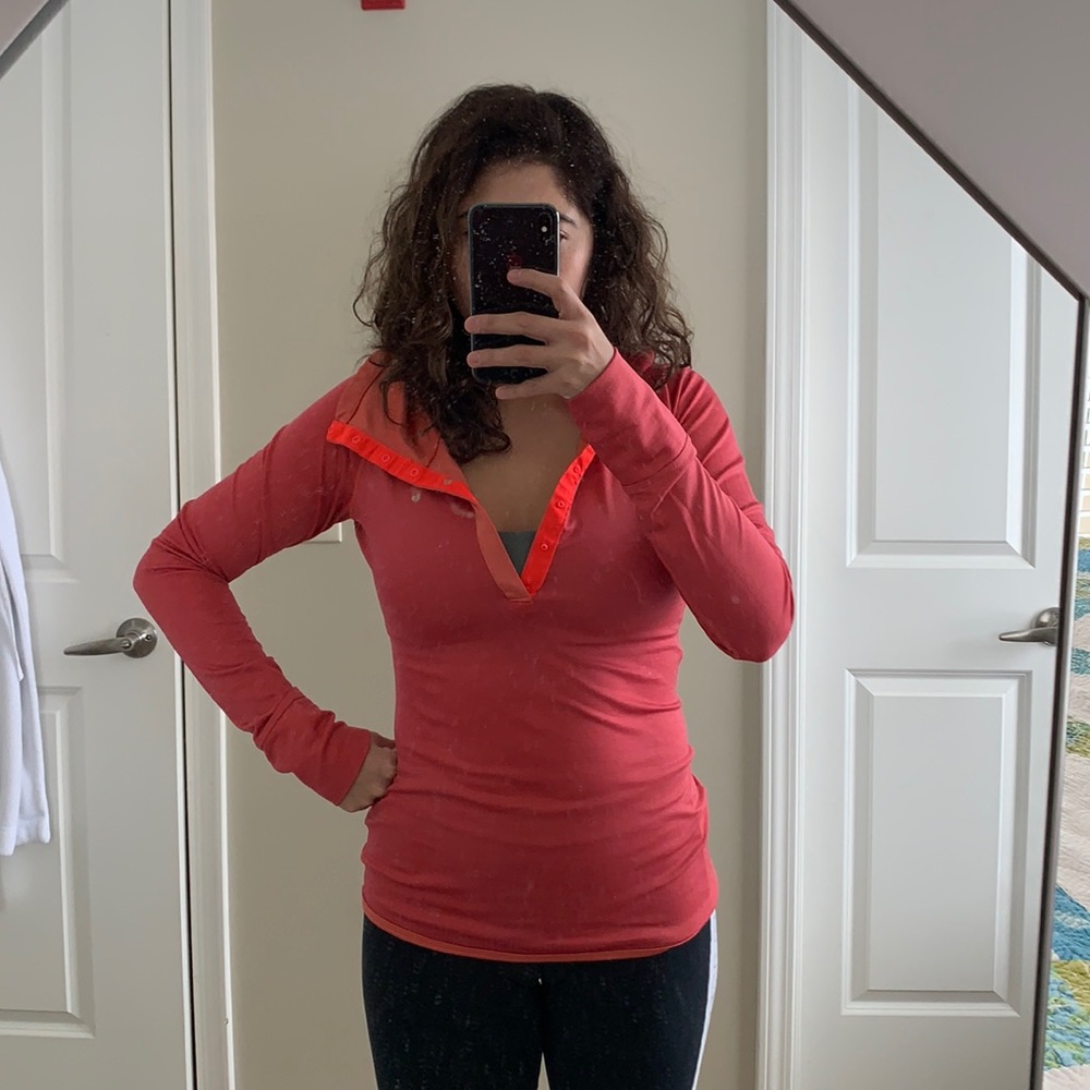 Nike dry fit running pull over size S color neon salmon